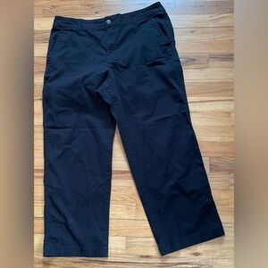 GAP women’s pants. Black. Size 14.